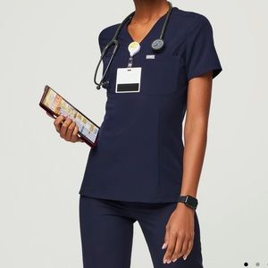 Figs- scrub tops- never worn